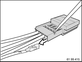 G00425977