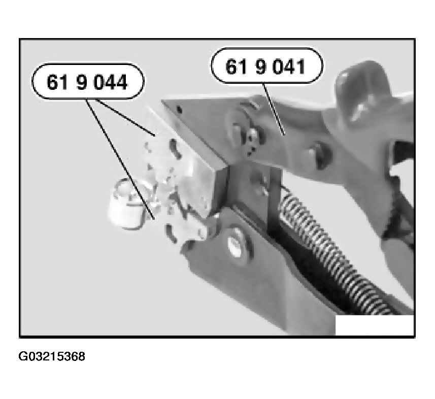 G03215368