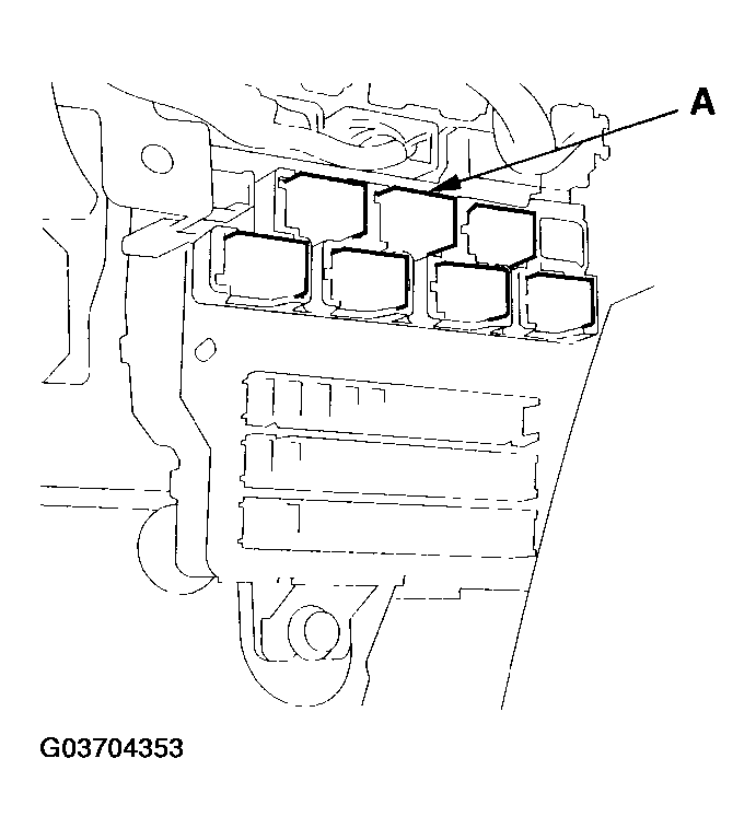 G03704353
