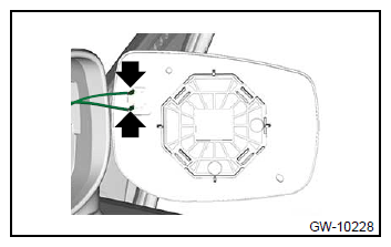 G12408362