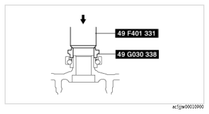 G13111743